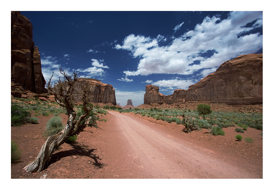 Monument Valley - North Window II