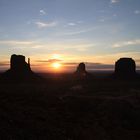 Monument Valley -Sunrise