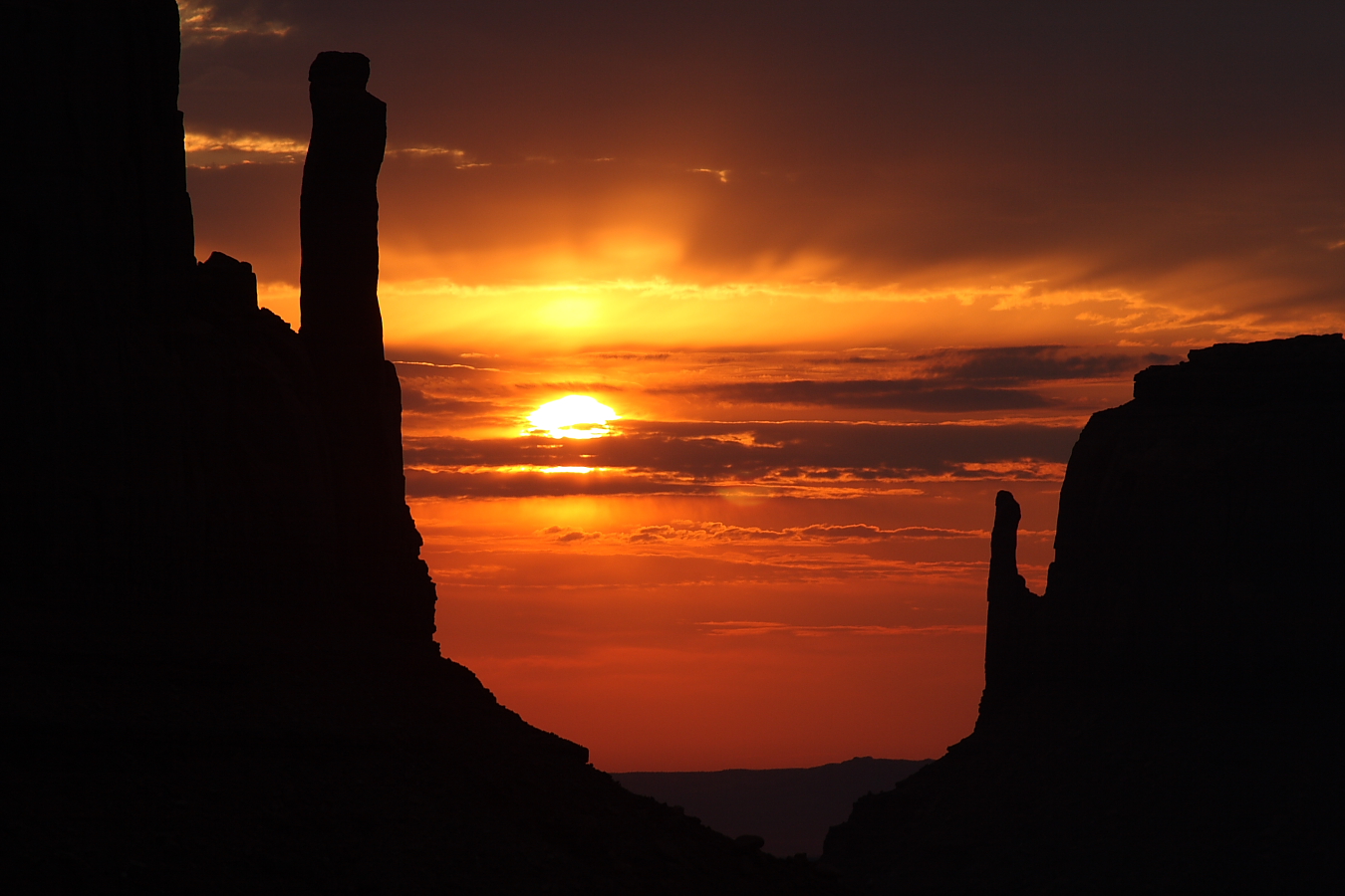 Monument Valley Sunrise