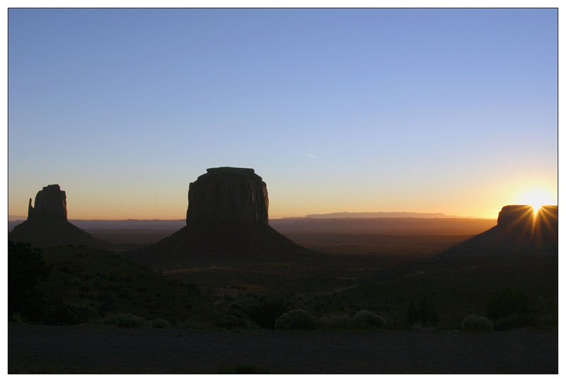 Monument Valley - Sunrise II