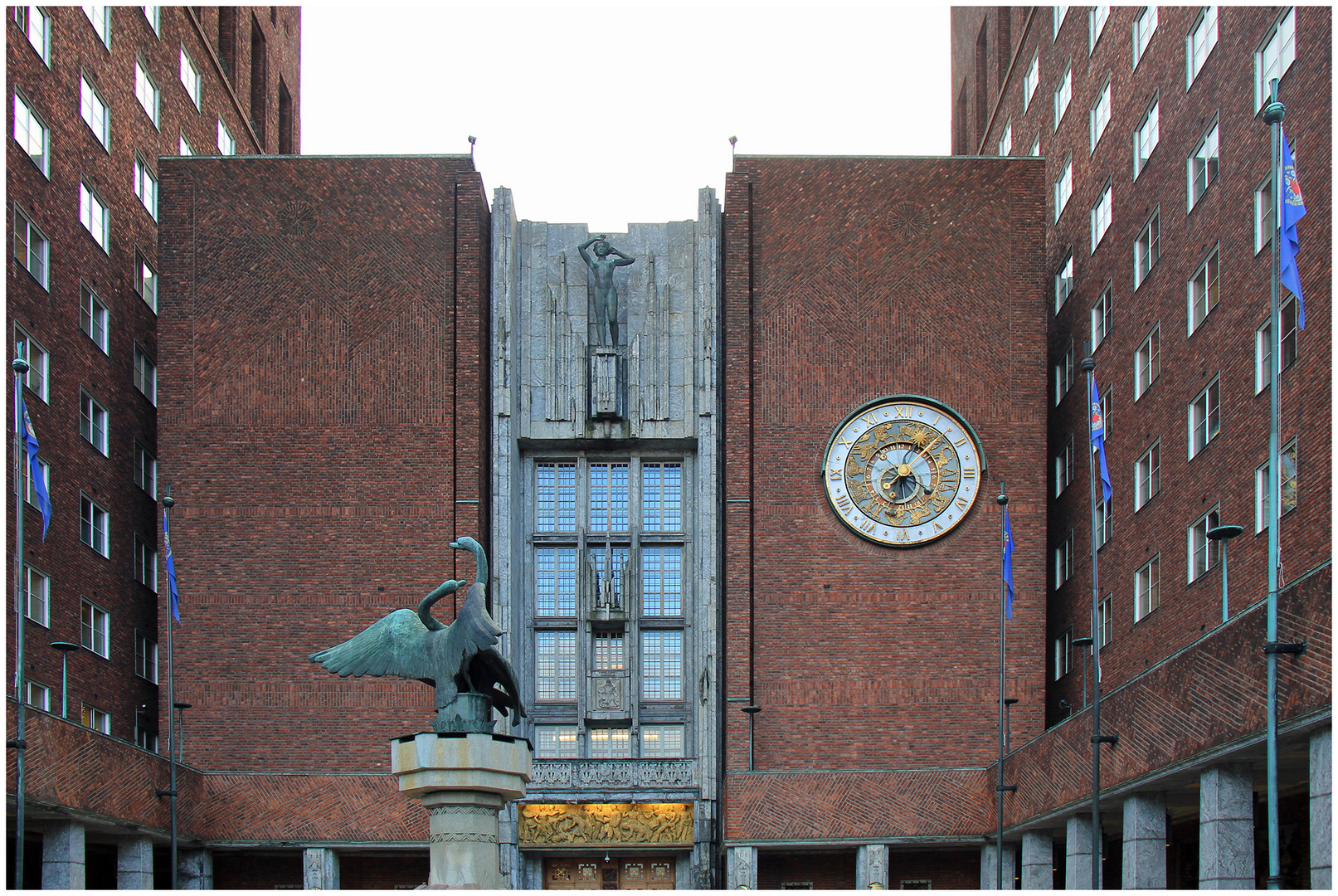 Monumental.... Foto & Bild architektur, europe, scandinavia Bilder