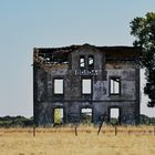 Monumental , im Dorf Boada . ! Ex Bahnhof !