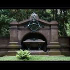 Monumentale Grabstätte auf dem Hauptriedhof in Frankfurt/Main