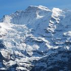 Monumentale Jungfrau im Berner Oberland