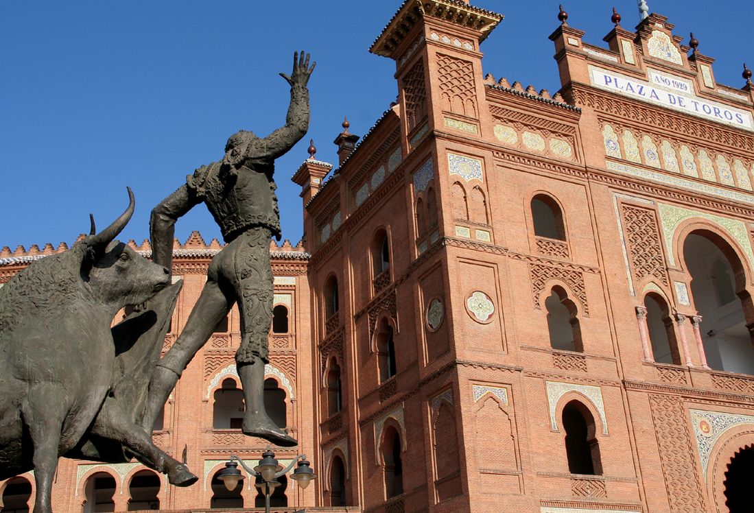 Monumento a "El Yiyo" en la plaza de Toros de las Ventas en Madrid