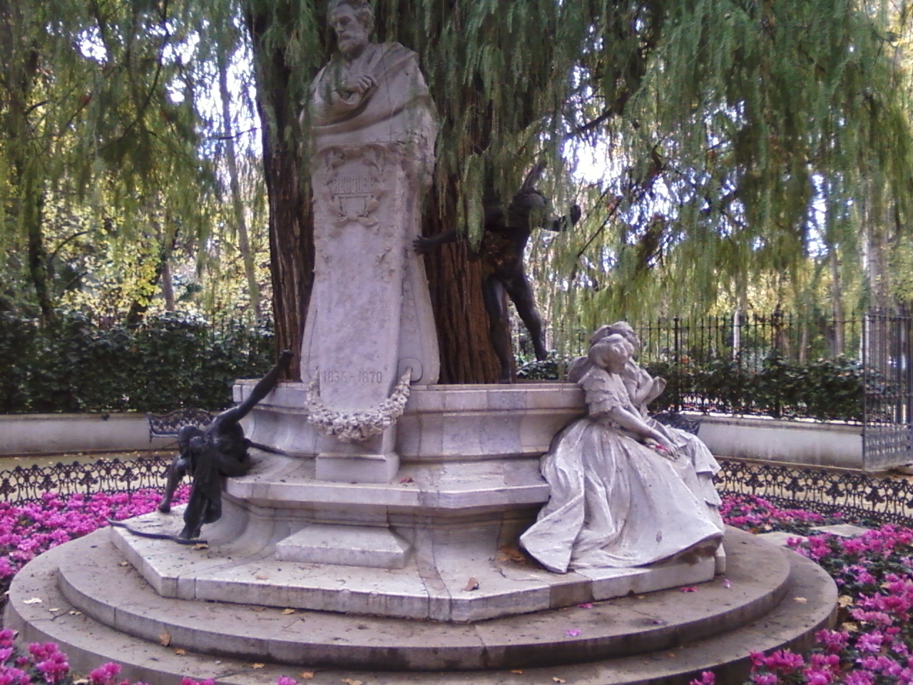 Monumento a Gustabo Adolfo Bécquer, Parque Mª Luisa, Sevilla