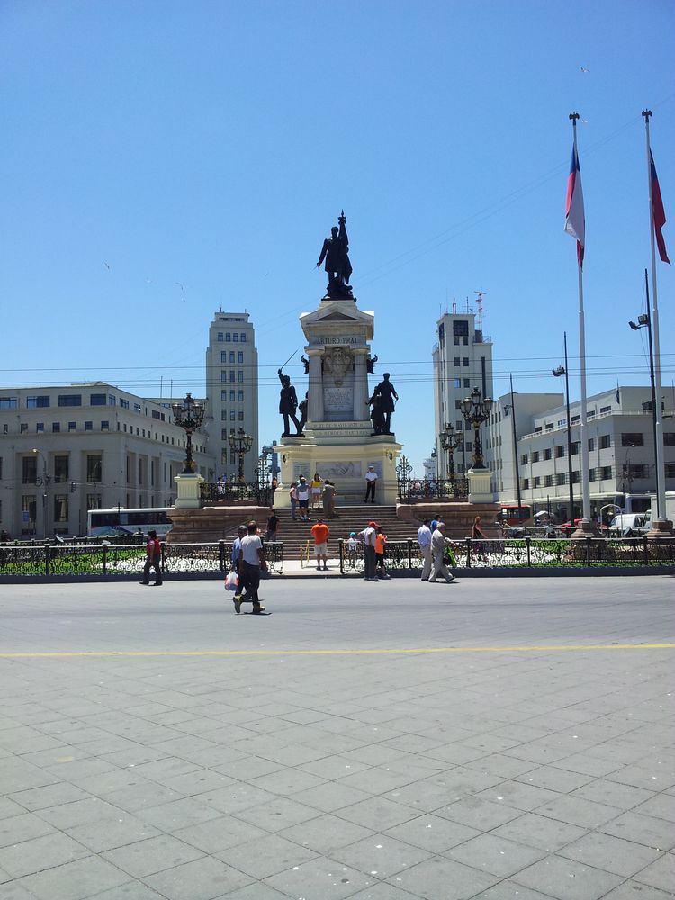 Monumento a Héroes de Iquique de EDMUNDO PATRICIO 