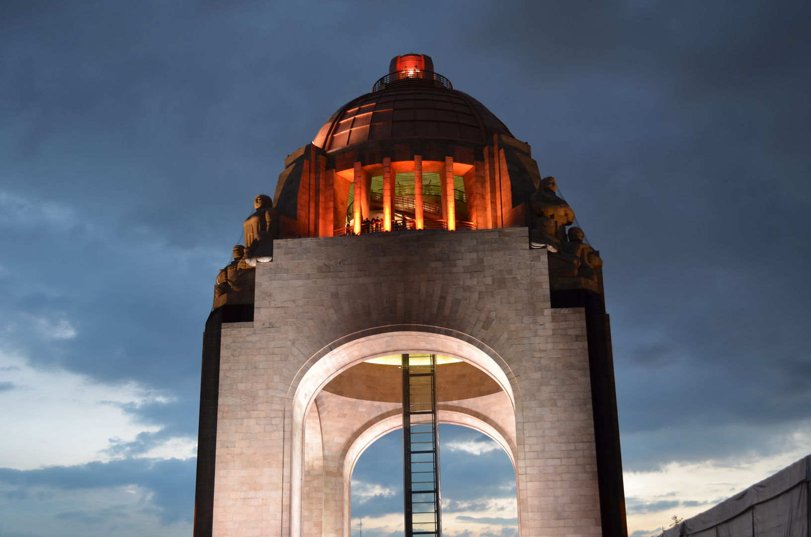 Monumento a la revolucion