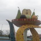 monumento a las frutas