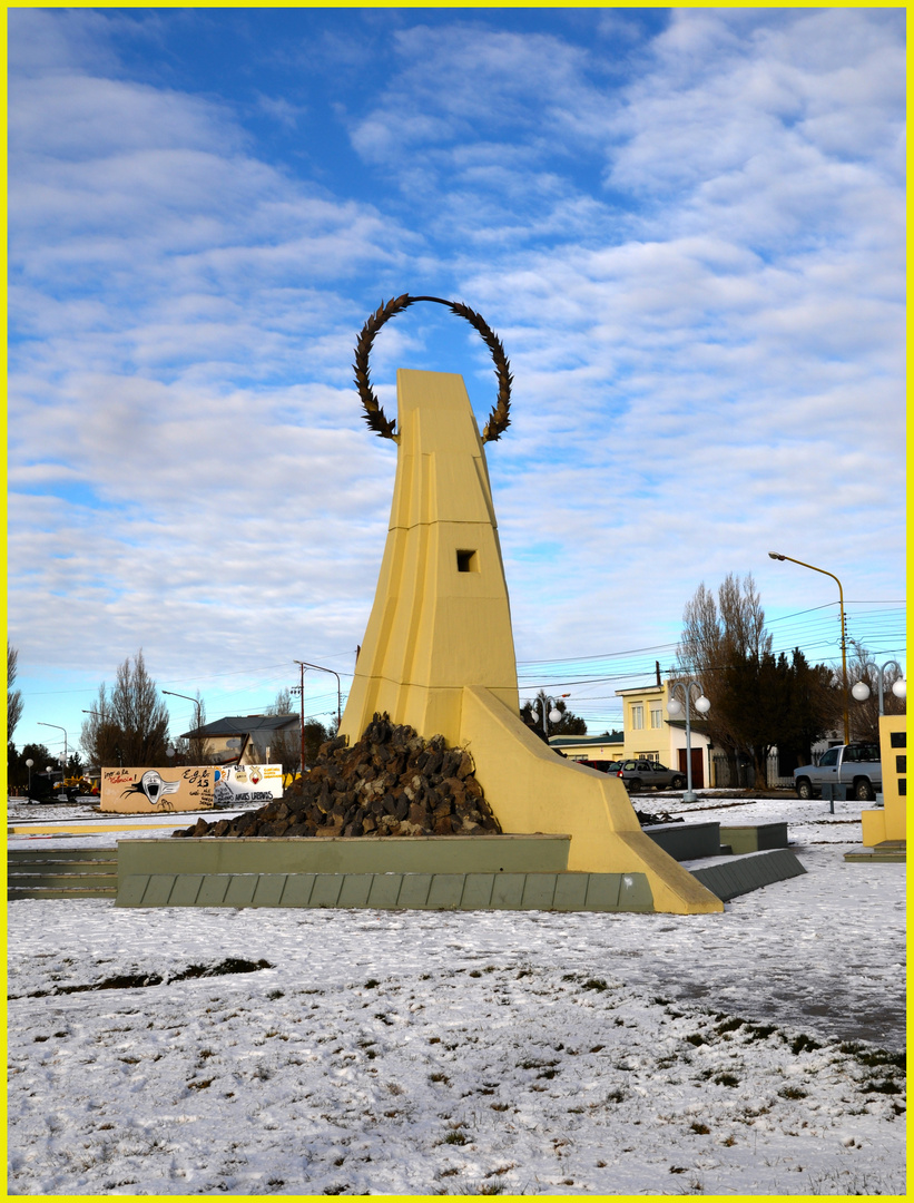 MONUMENTO A LOS CAIDOS EN MALVINAS EN RIO GALLEGOS