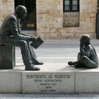 Monumento al maestro en Palencia