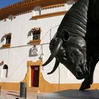 Monumento al toro bravo en Linares (Jaén)