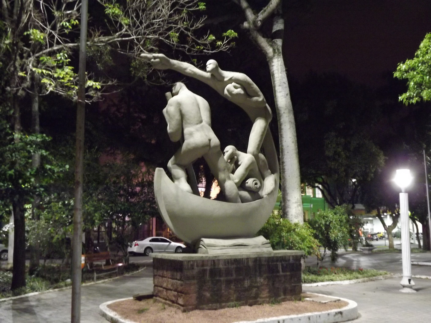 MONUMENTO PRAÇA DA EMANCIPAÇÃO, CANOAS, RS, BR