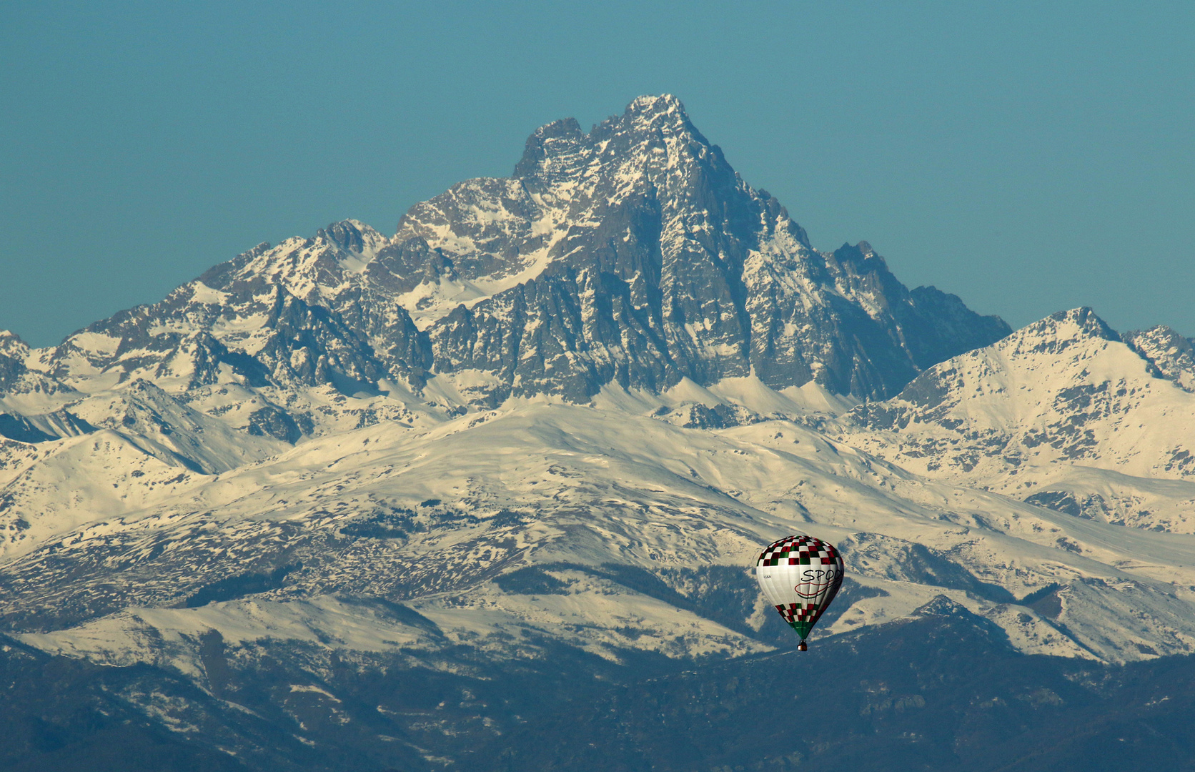 Monviso & baloon_01