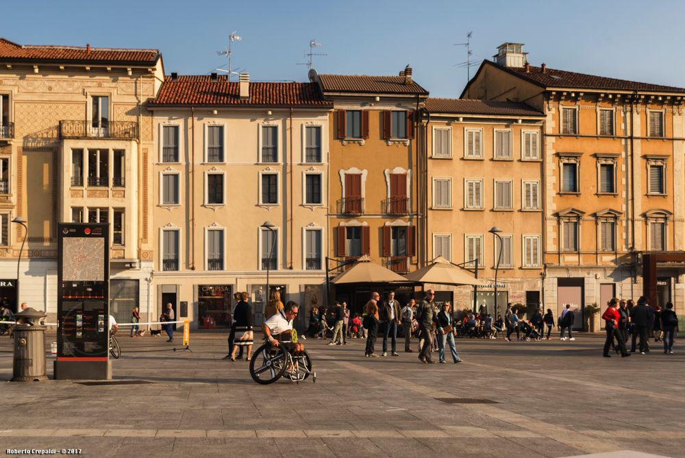 Monza, Piazza Trento e Trieste