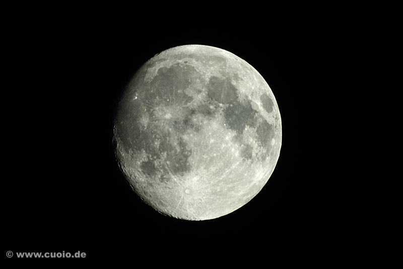 Moon 22. June 2013
