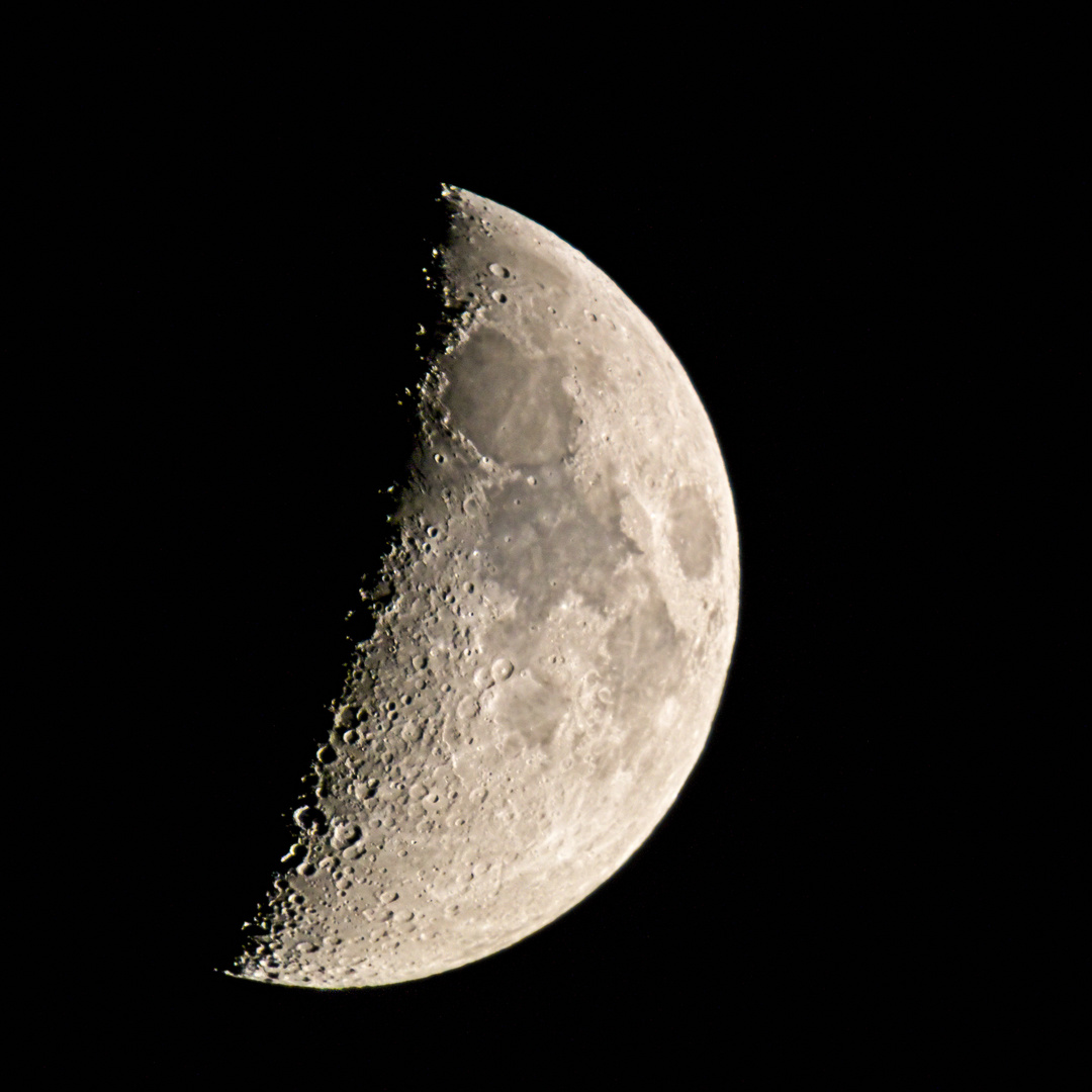 Moon-45729-20200627