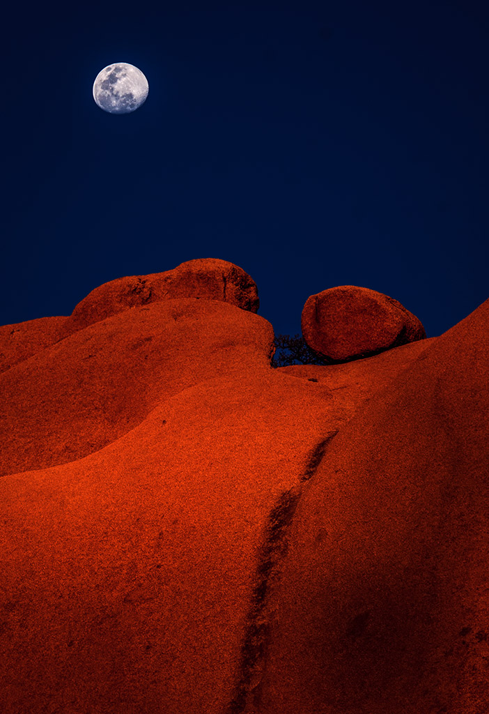 Moon on the Rocks