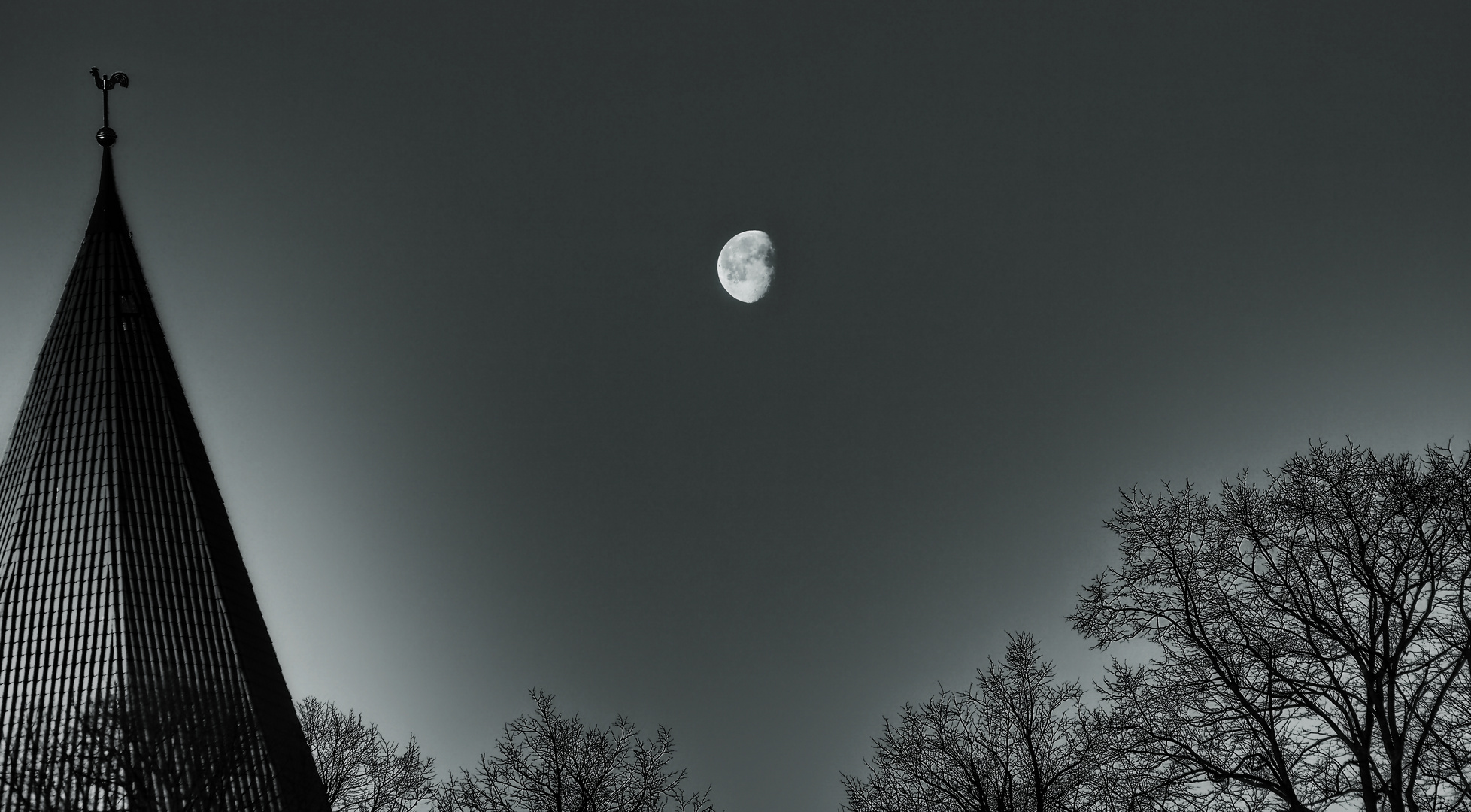 moon over kirchdorf ...