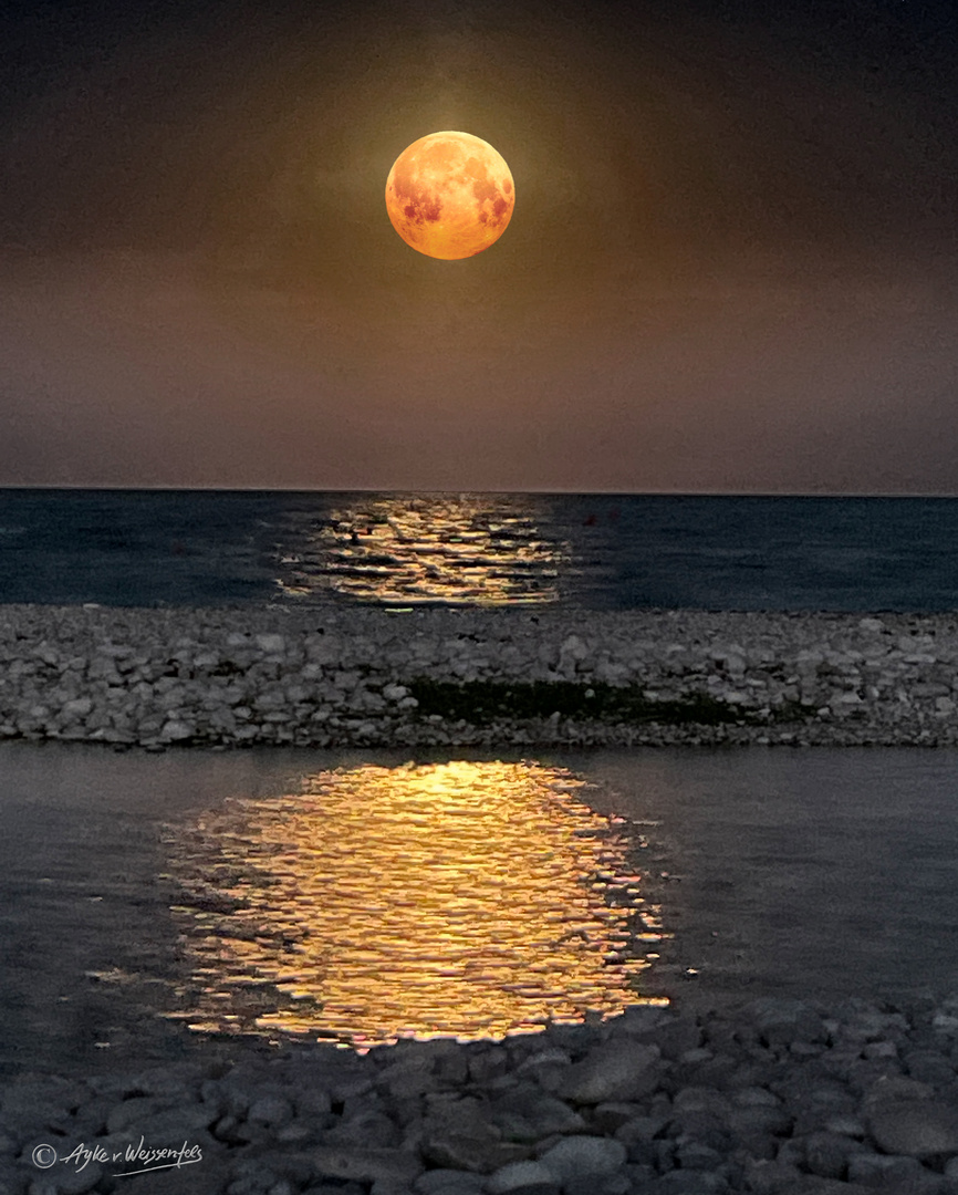 "Moon over the Beach" in Altea/ Spain