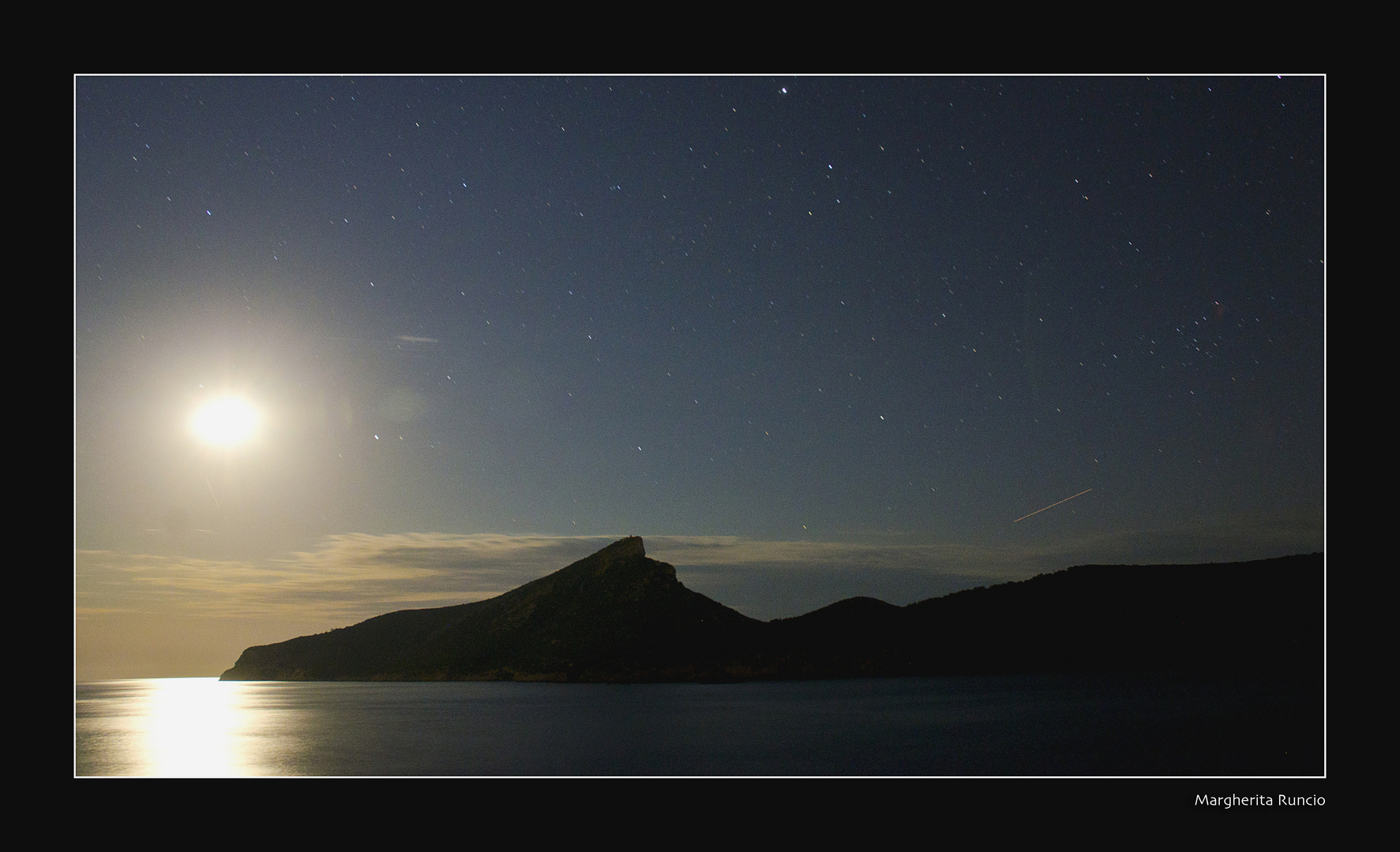 Moon shining in the Dagronera island