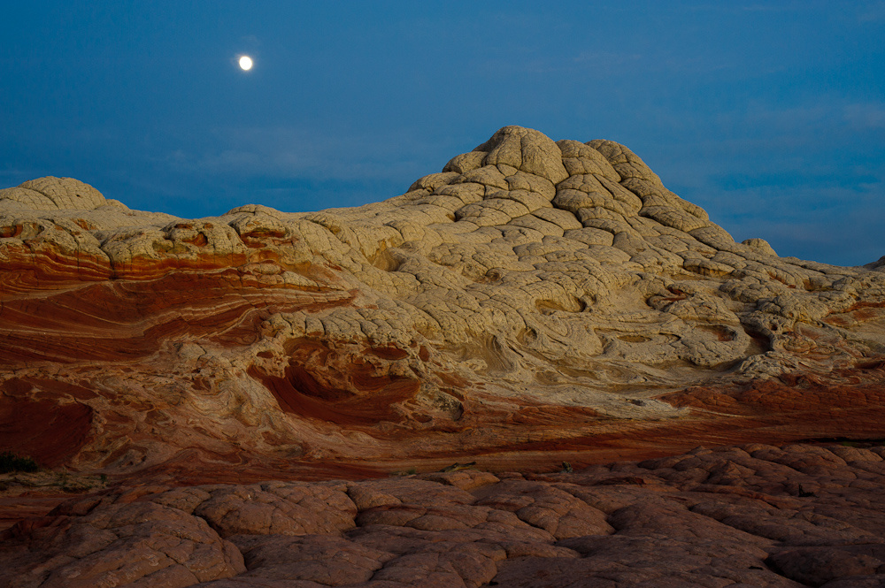 Moonrise at White Pocket