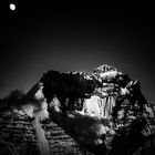 moonrise in Himalayas