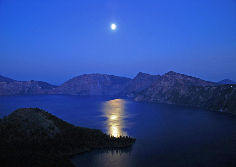 Moonrise Over Crater Lake