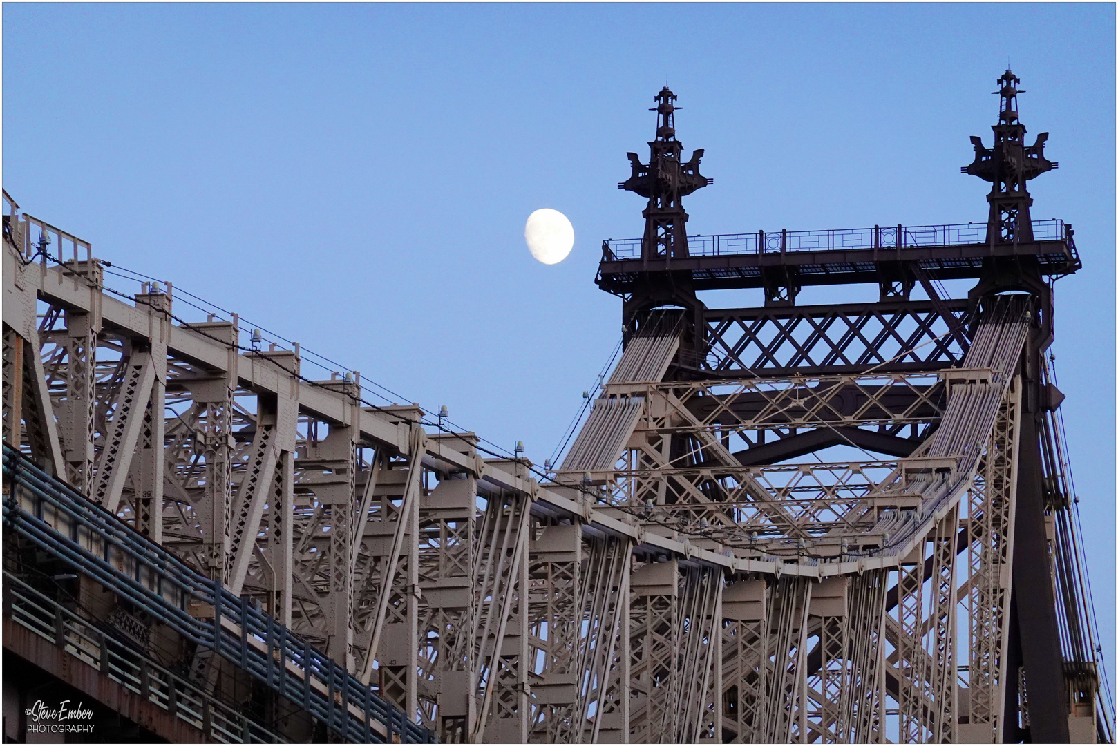 Moonrise over Queensboro Bridge