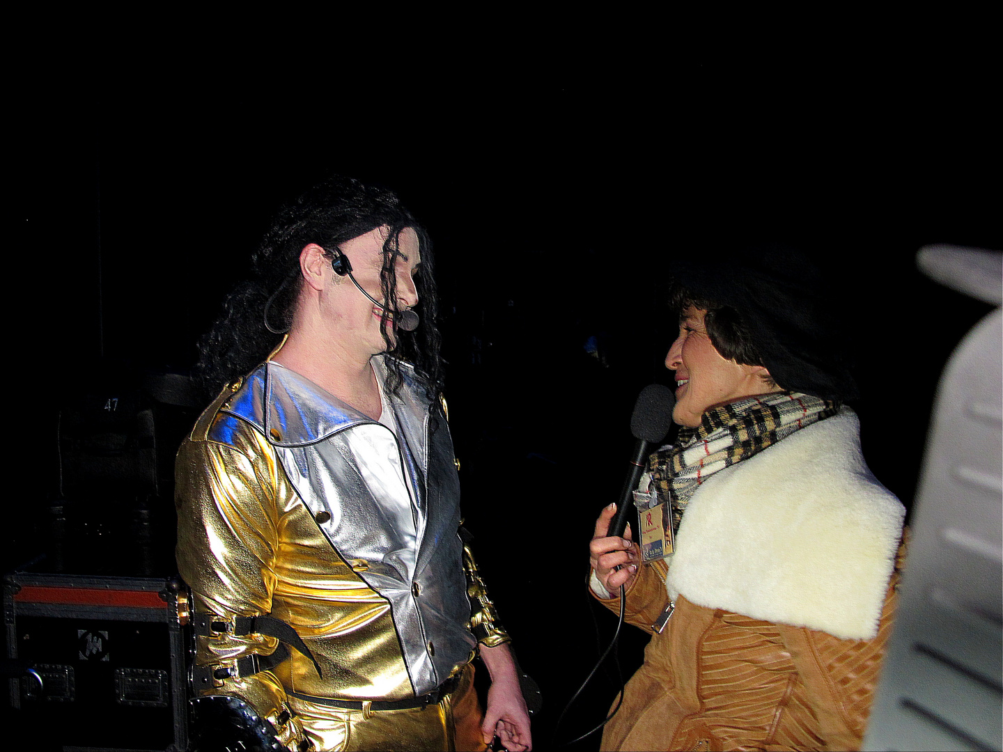 MOONWALKER - "A TRIBUTE TO THE KING OF POP"