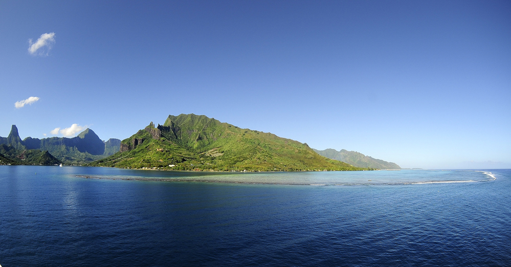 Moorea; Franz. Polynesien;Gesellschaftsinsel;Insel; Vulkaninsel;Saumriff;Riff;Meer,Stefan Senft;Berg