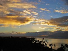 Moorea Sonnenaufgang / Lever du Soleil