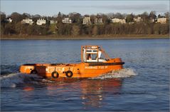 "MOORING TUG 3"....