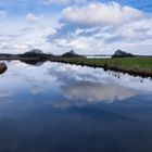 Moorlandschaft mit Wolkenspiegelung