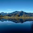 Moorweiher an einem kalten Herbstmorgen