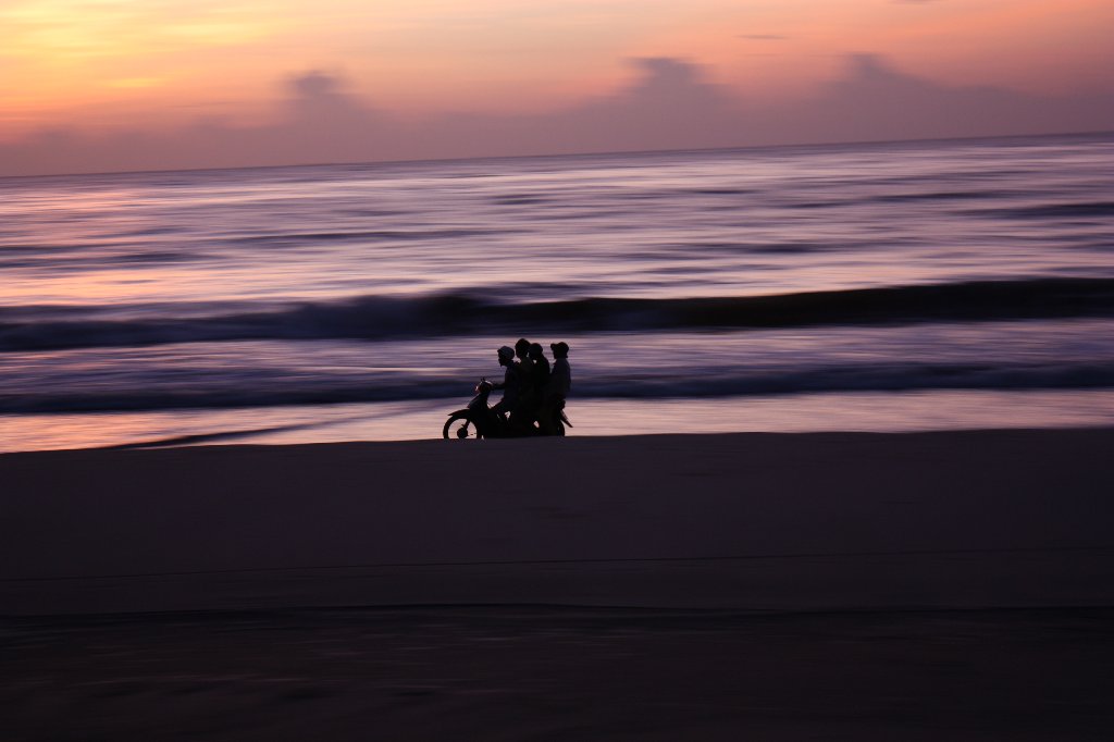 Moped am Strand von Pan Thiet