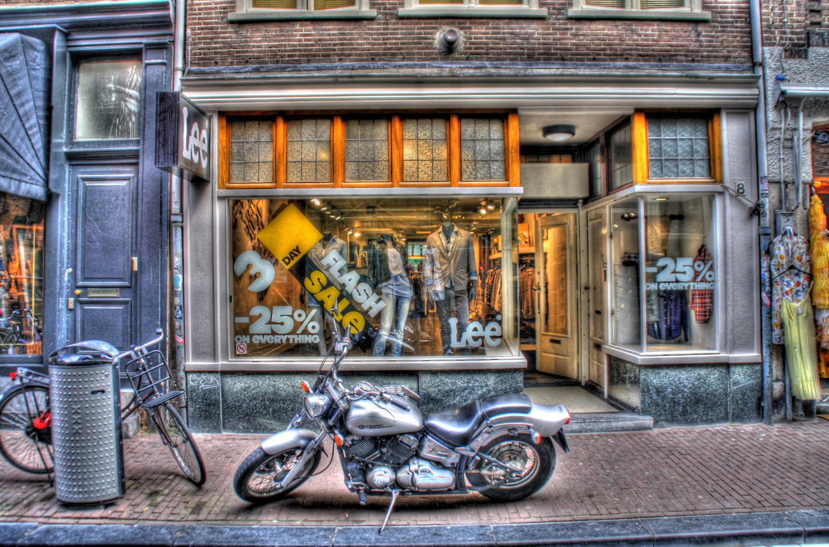 Moped-Amsterdam-HDR