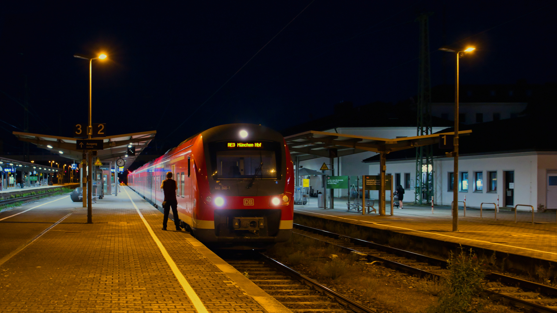 "Mopsnase" nach München in Plattling