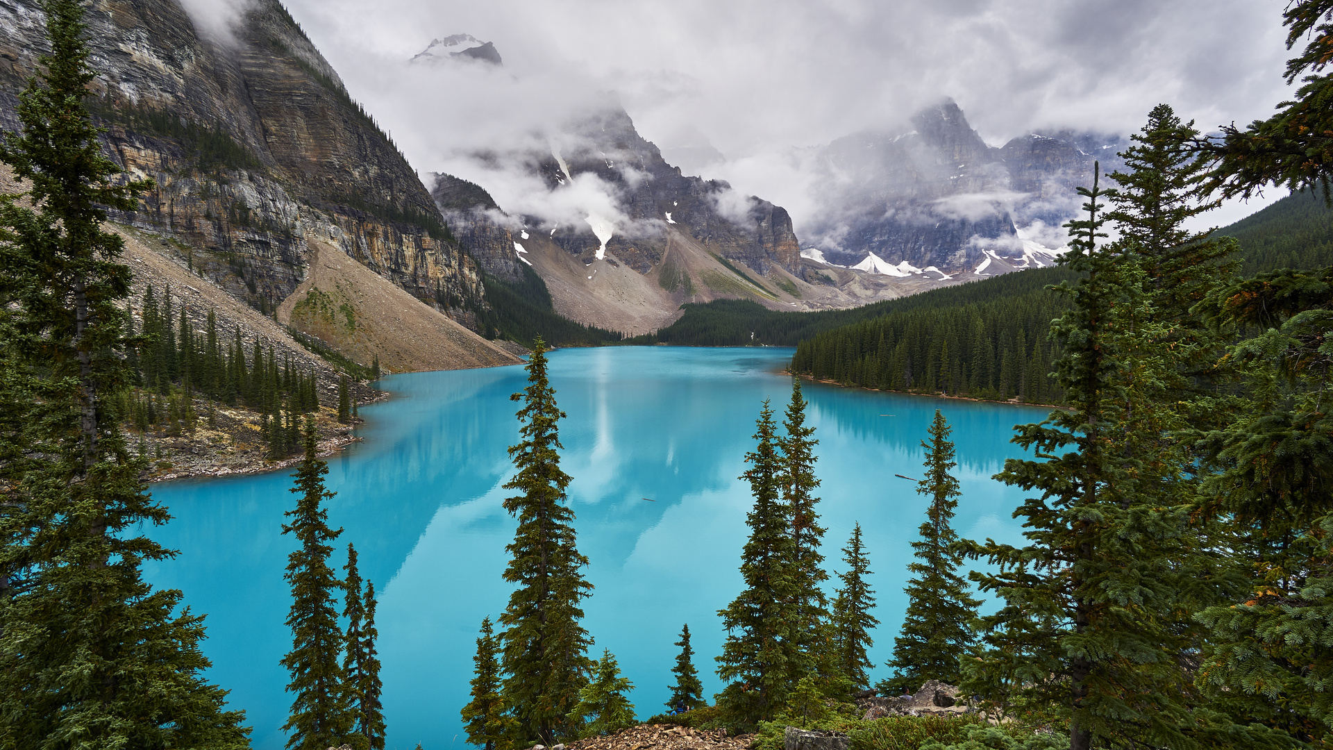 Moraine Lake 