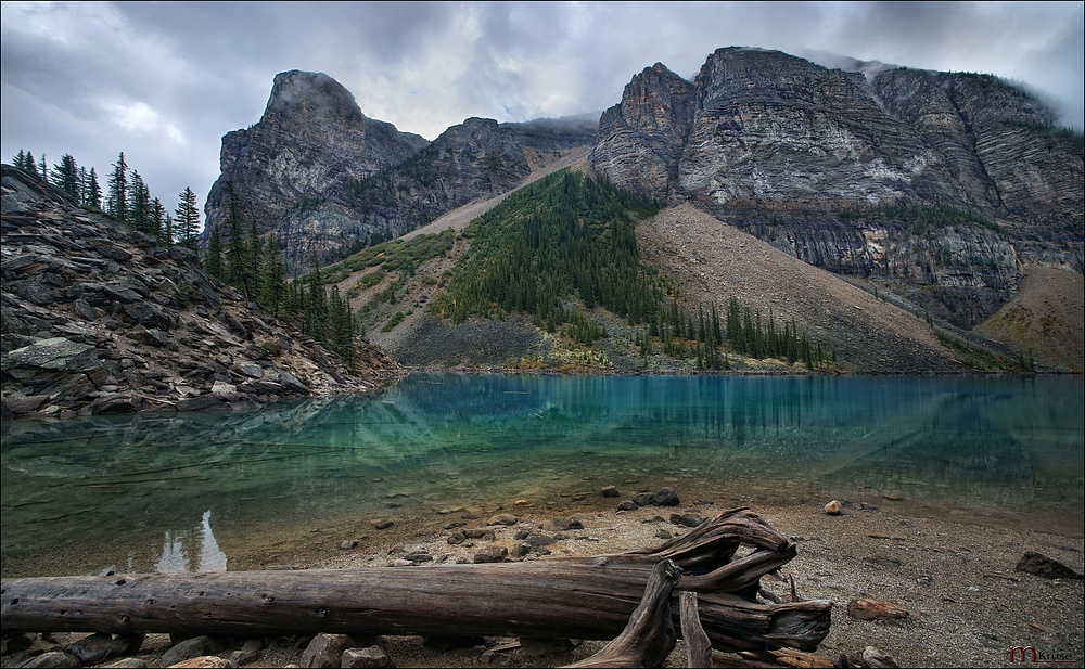 * Moraine Lake *