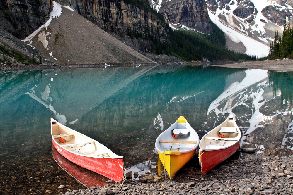 Moraine Lake (Canada)