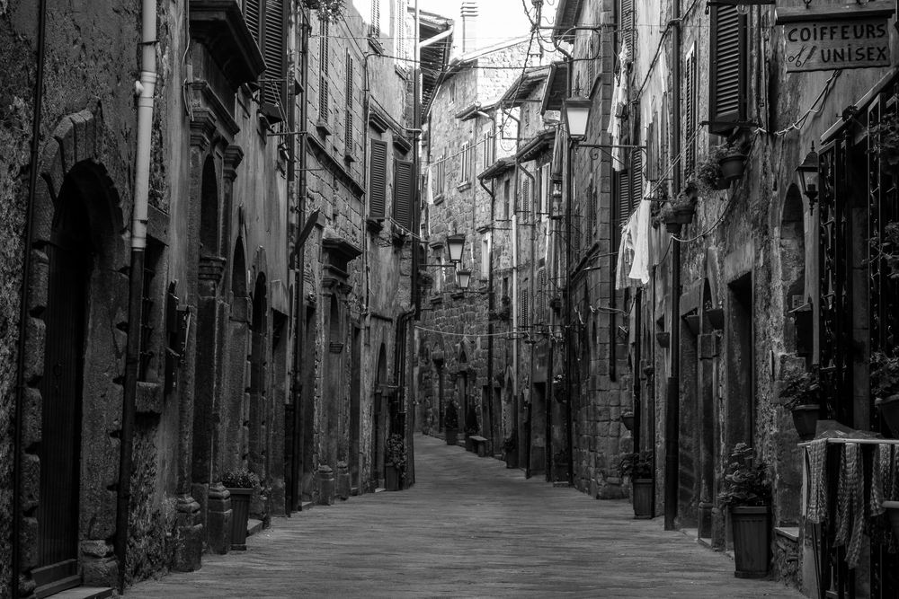 Schwarz Weiß Bilder Italien: Entdecke die Schönheit Italiens mit Bleistift!