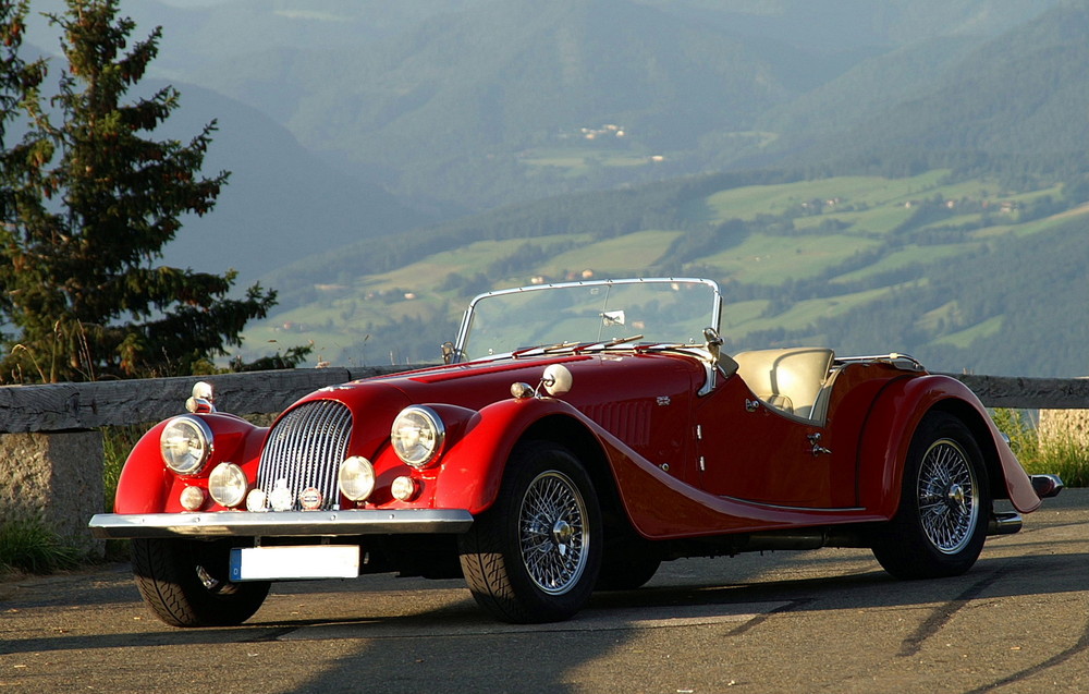 Morgan Plus 8