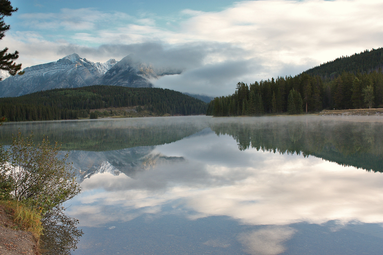 Morgen am Two Jack Lake