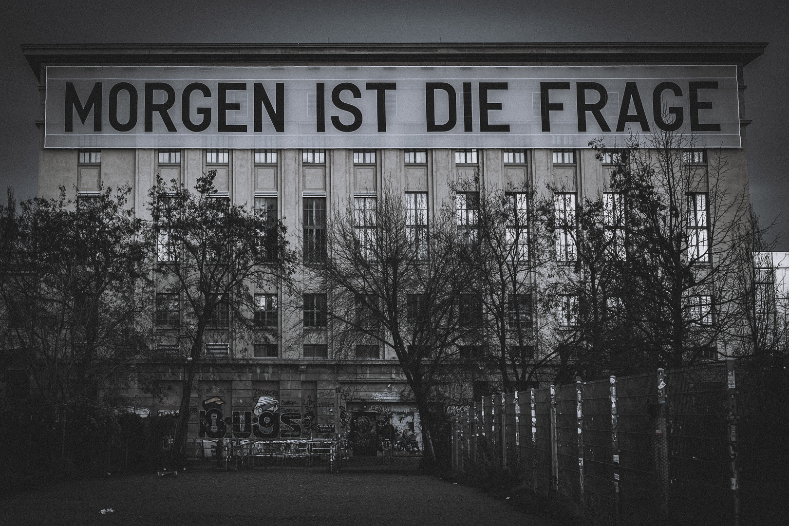 MORGEN IST DIE FRAGE