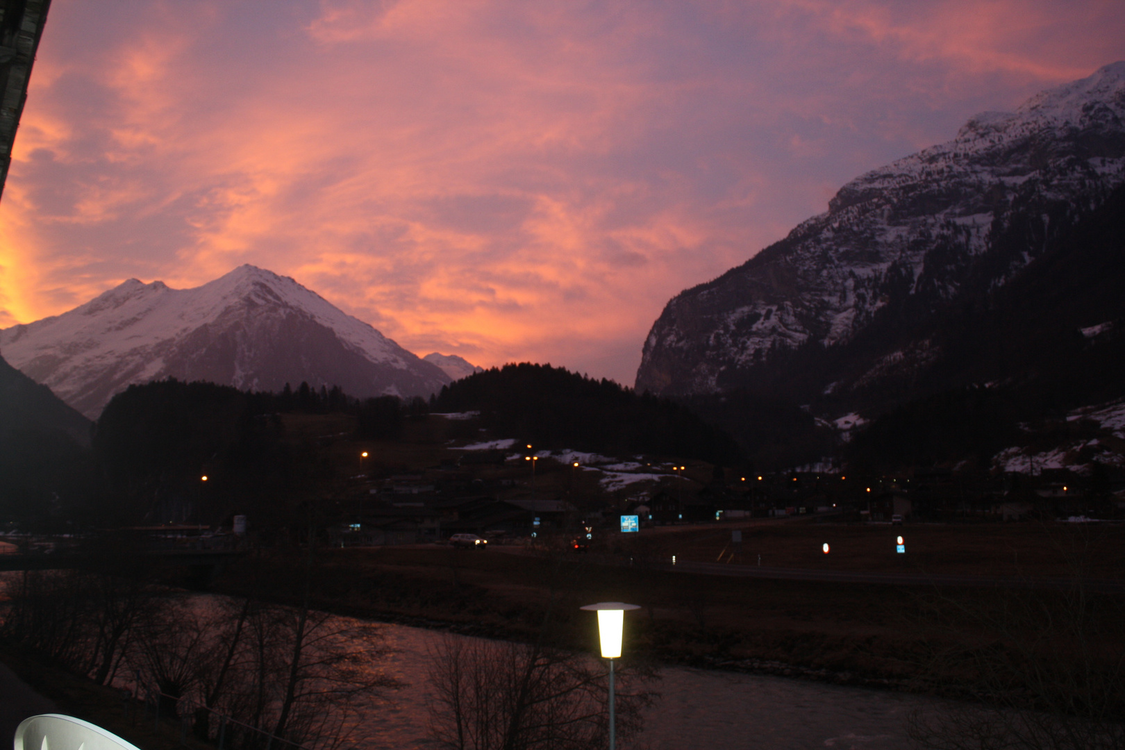 Morgen Rot überm Blattenstock