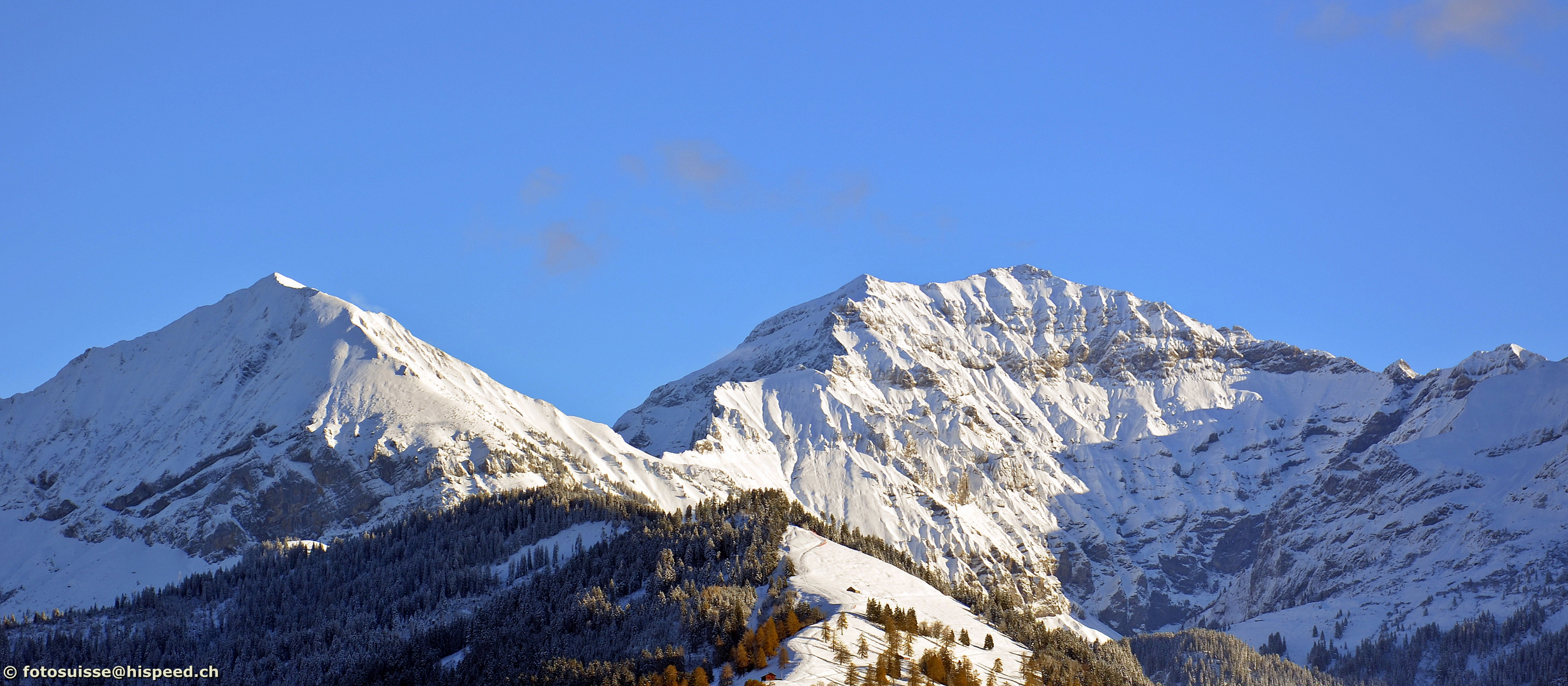 Morgenberghorn (lks) und Schwalmere, Bern mit copy