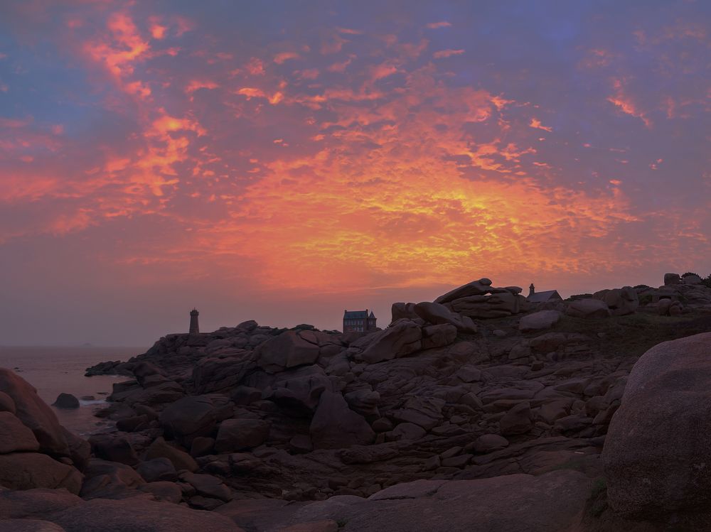 ~ Morgendämmerung am Phare de Mean Ruz ~