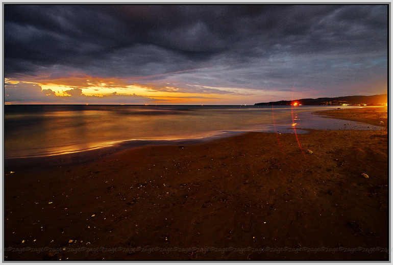 Morgendämmerung am Strand -1