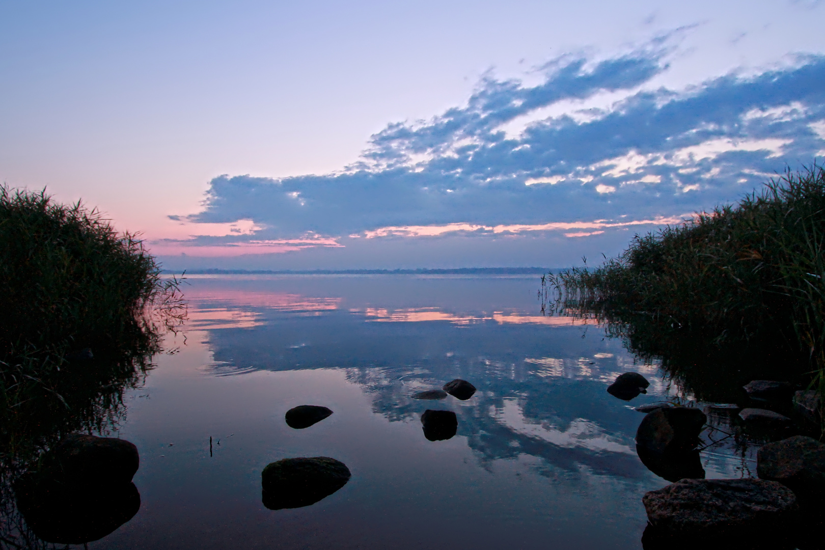 Morgendämmerung an der Schlei  -  breaking dawn at Schlei